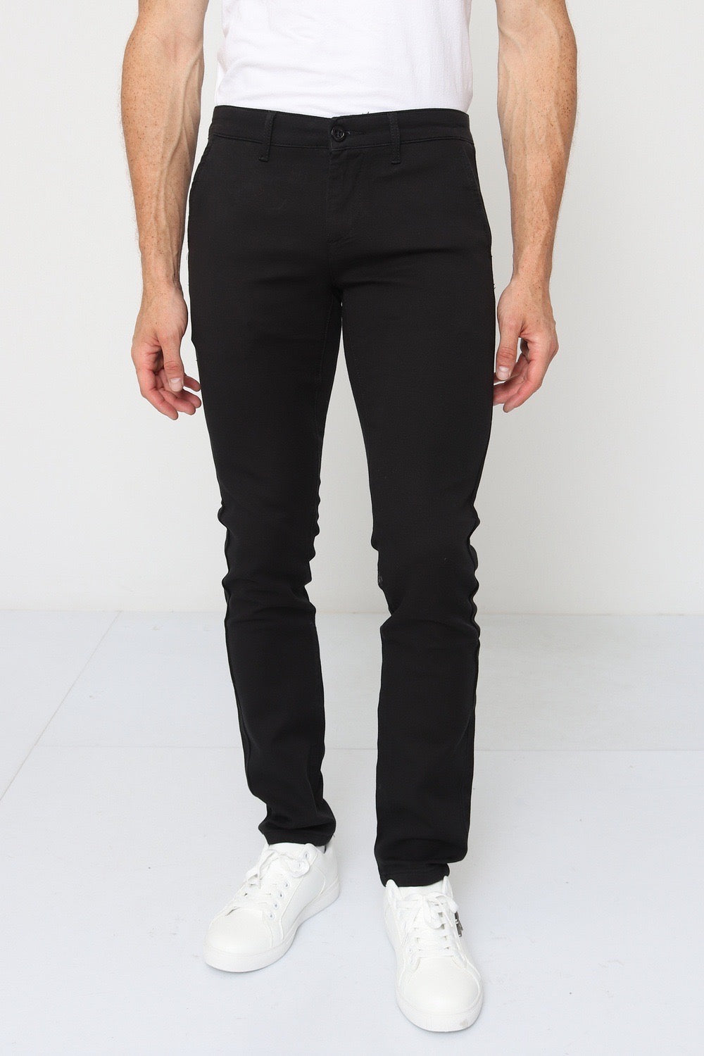 CHINO ZWART SLIM-FIT