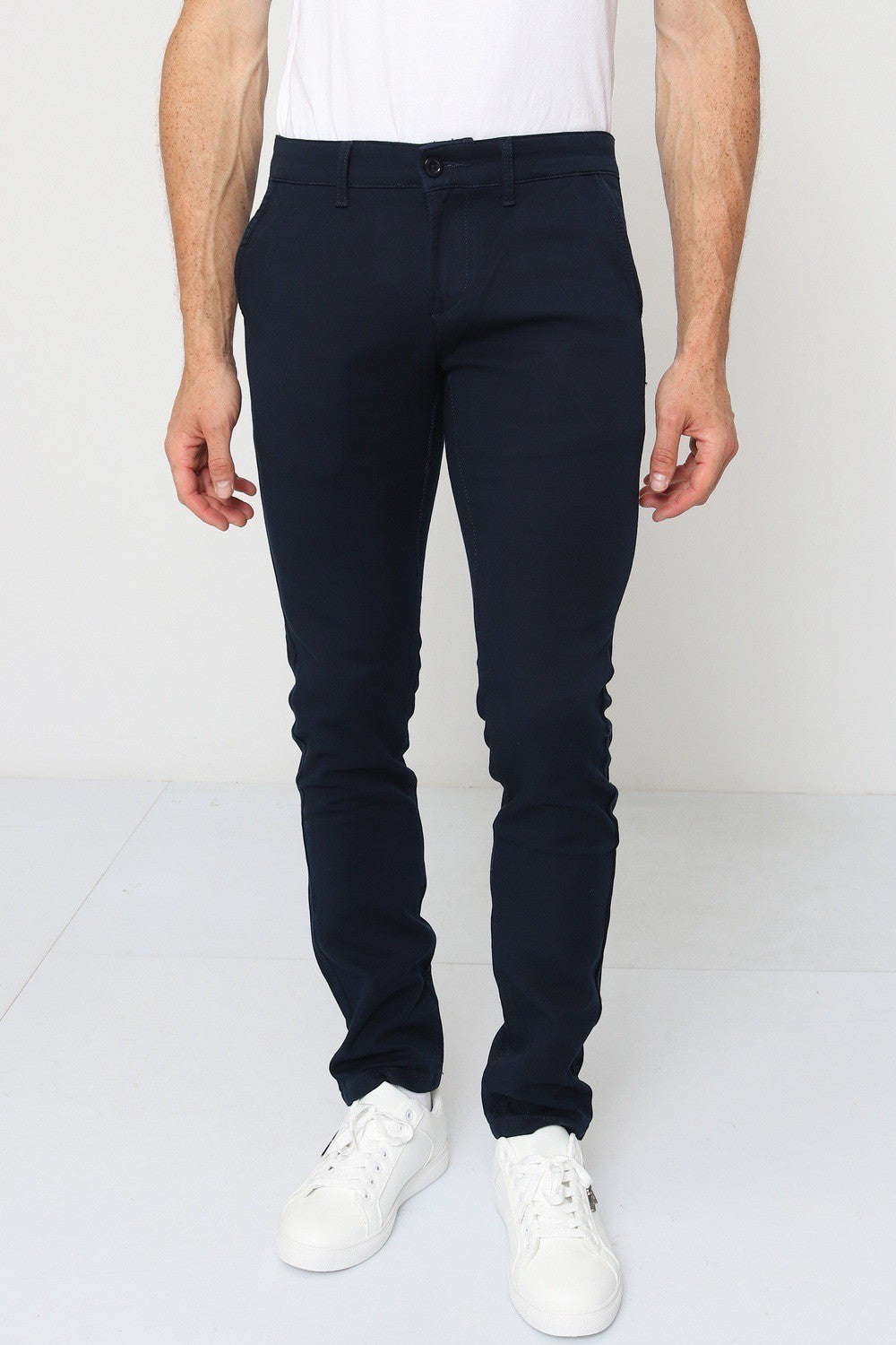 CHINO ZWART SLIM-FIT