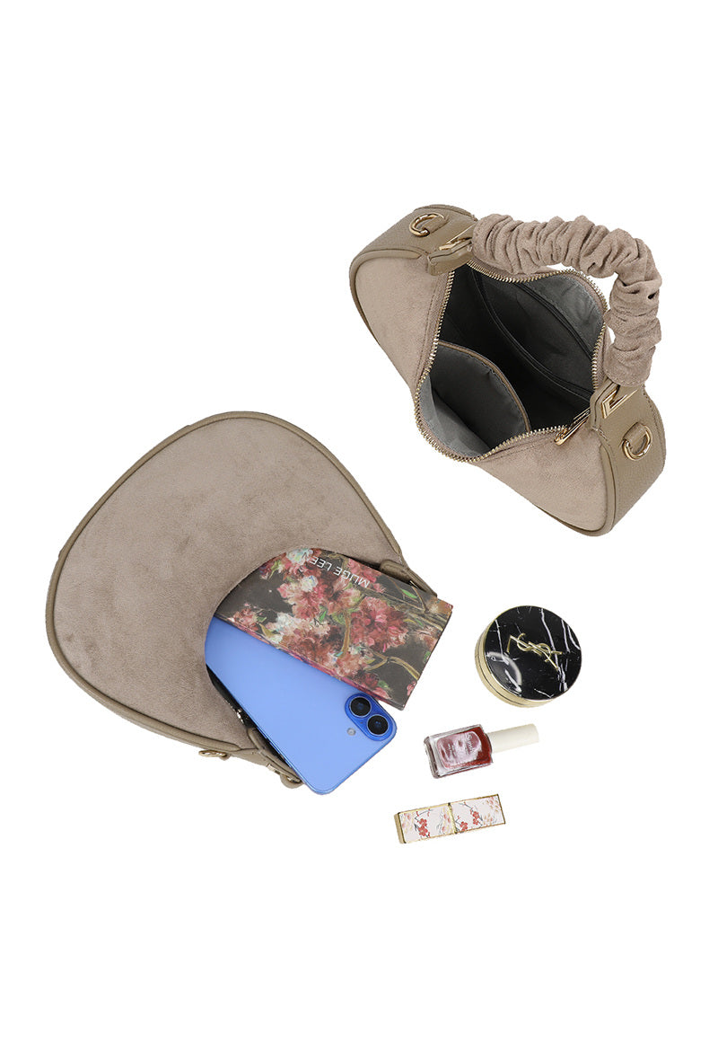 TAS BRUIN GALLANTRY PARIS